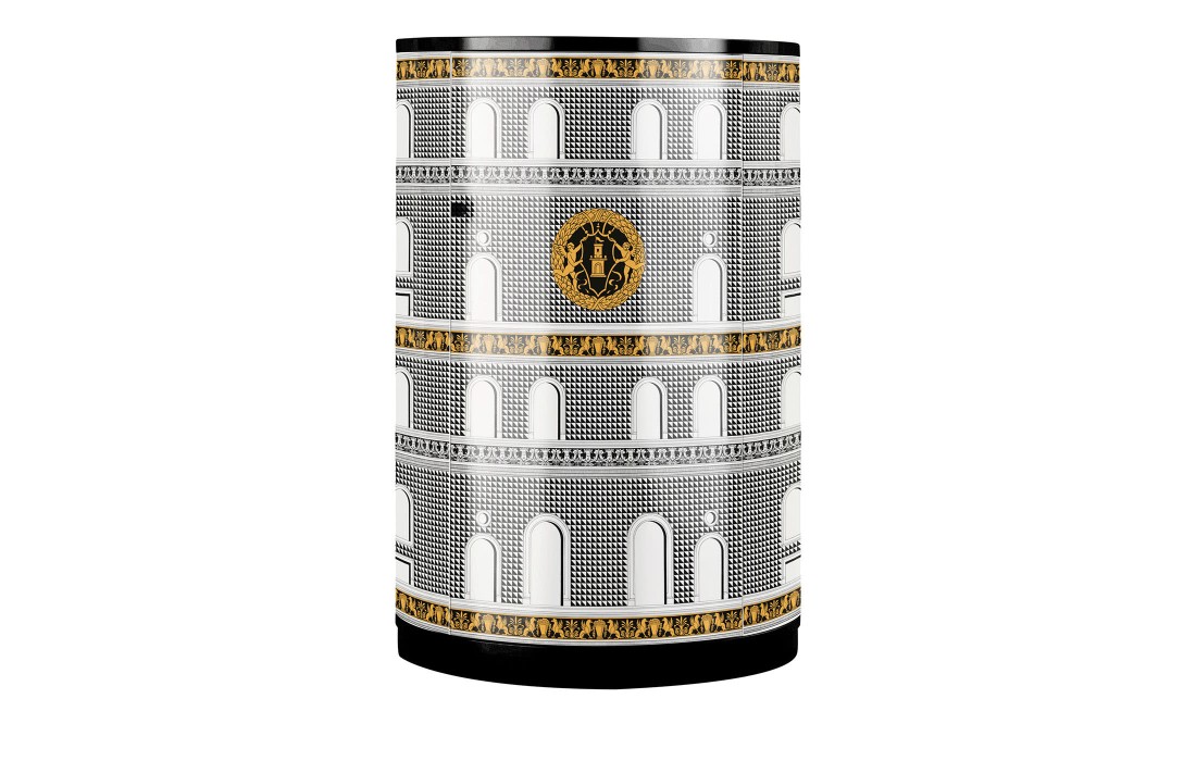 Шкаф от фабрики Fornasetti модель Facciata Quattrocentesca