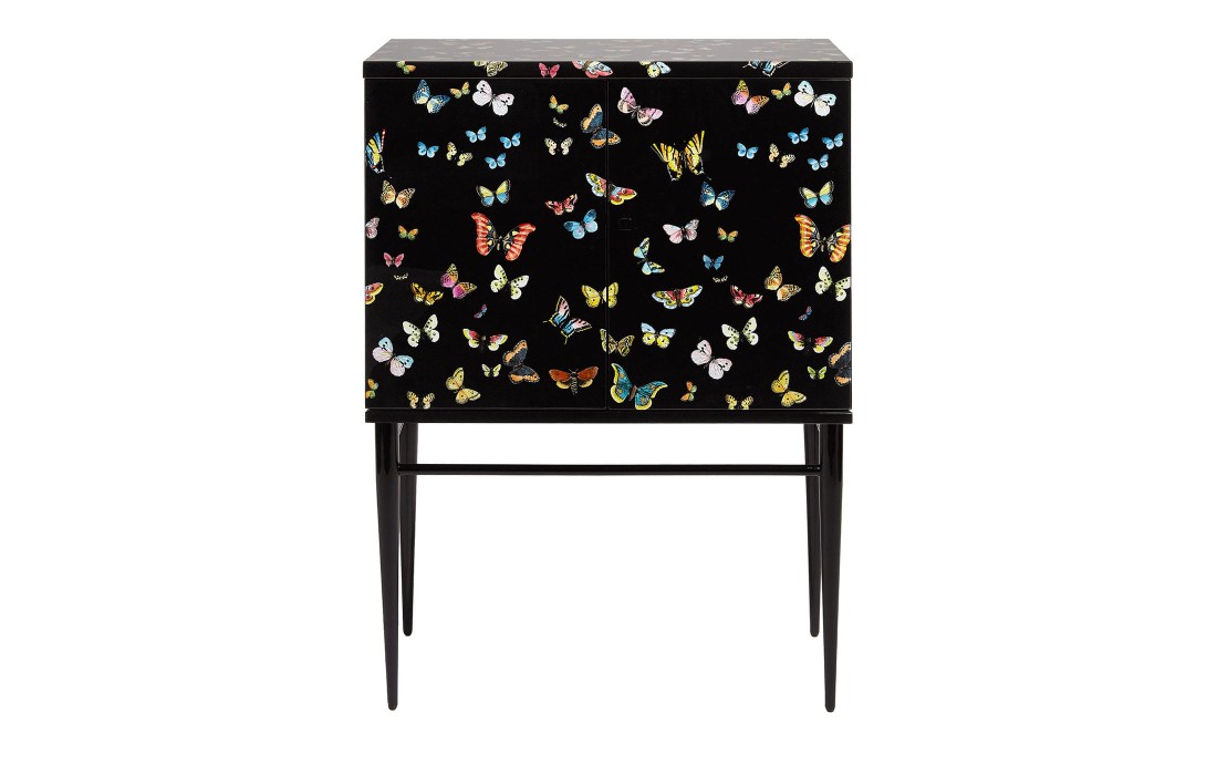Шкаф от фабрики Fornasetti модель Farfalle Black Raised Small Cabinet