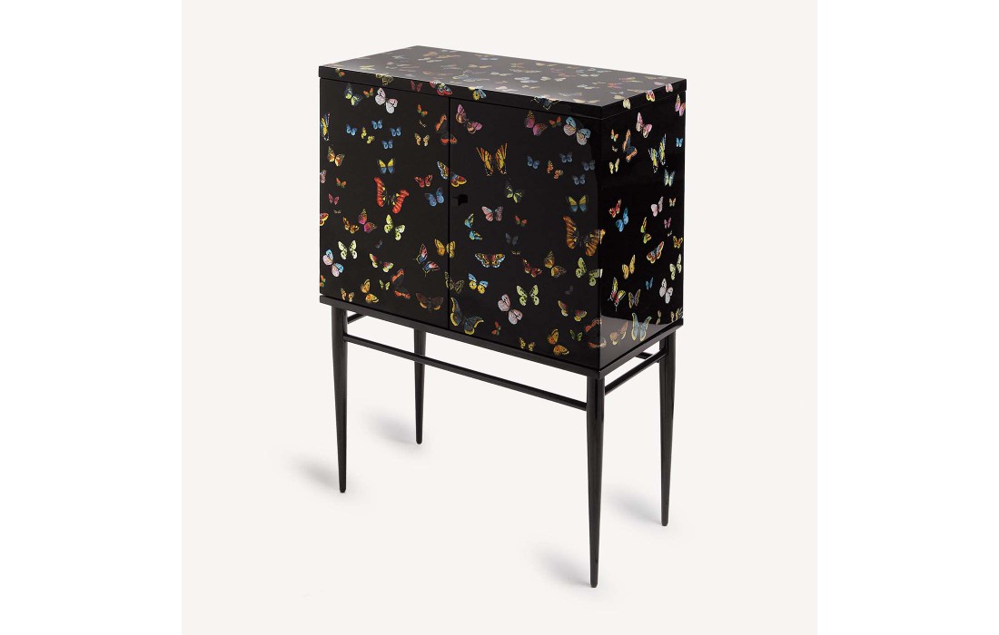 Шкаф от фабрики Fornasetti модель Farfalle Black Raised Small Cabinet