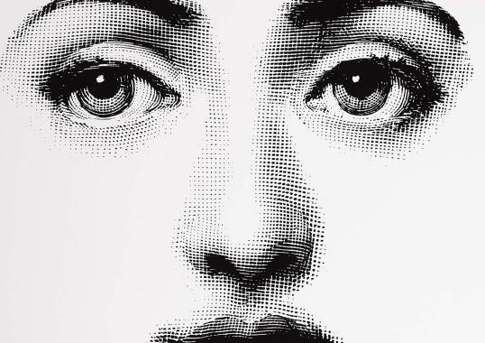Журнальный столик от фабрики Fornasetti модель Tema e Variazioni n.6 Black And White Side Table