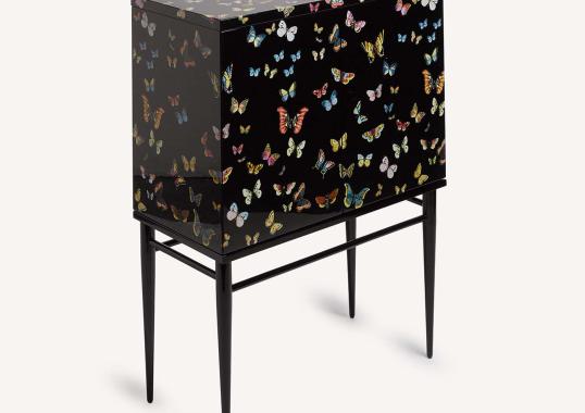 Шкаф от фабрики Fornasetti модель Farfalle Black Raised Small Cabinet