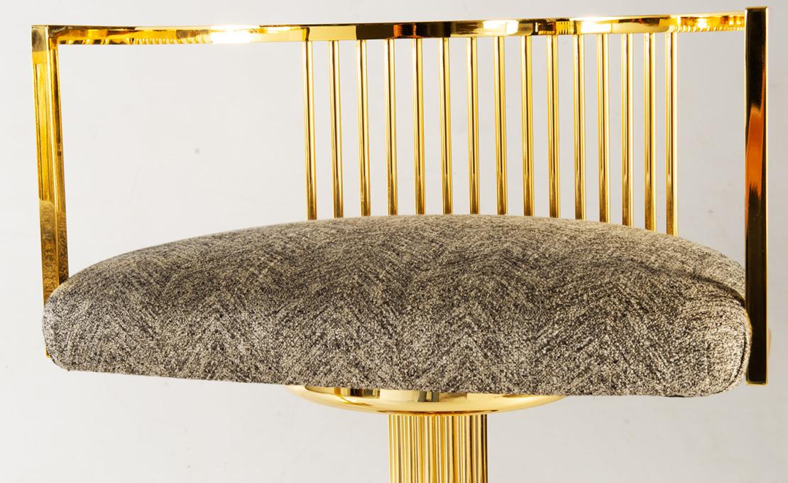 Барный стул от фабрики Galbiati Fratelli модель Clio Gold Brass