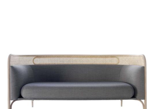 Диван Gebrüder Thonet Vienna GmbH (GTV) – Wiener GTV Design Targa image 1