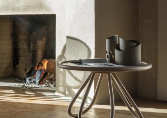 Кресло от фабрики Gebrüder Thonet Vienna GmbH (GTV) – Wiener GTV Design модель Schaukelstuhl 