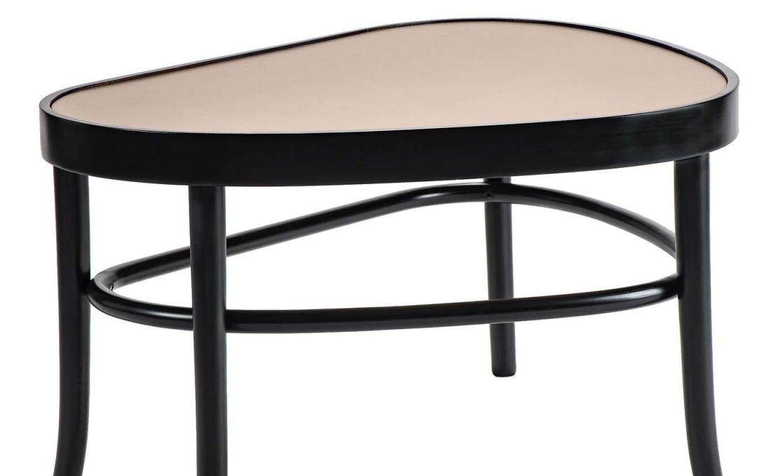 Журнальный столик от фабрики Gebrüder Thonet Vienna GmbH (GTV) – Wiener GTV Design модель Small Peers 