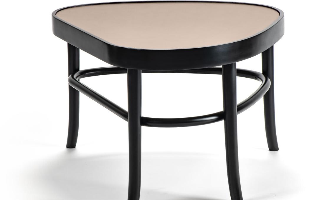 Журнальный столик от фабрики Gebrüder Thonet Vienna GmbH (GTV) – Wiener GTV Design модель Small Peers 