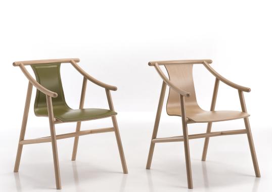 Стул от фабрики Gebrüder Thonet Vienna GmbH (GTV) – Wiener GTV Design модель Magistretti 03 01 