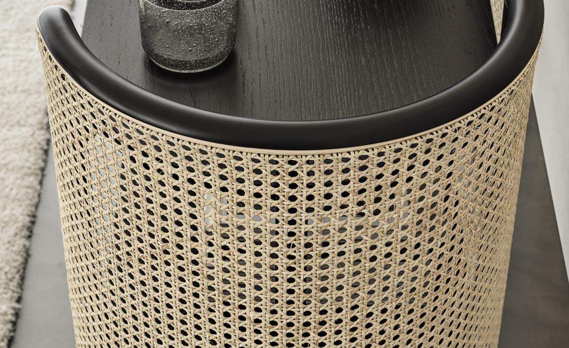 Консоль от фабрики Gebrüder Thonet Vienna GmbH (GTV) – Wiener GTV Design модель MOS 