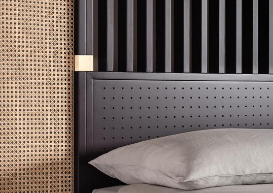 Кровать от фабрики Gebrüder Thonet Vienna GmbH (GTV) – Wiener GTV Design модель Ottow 