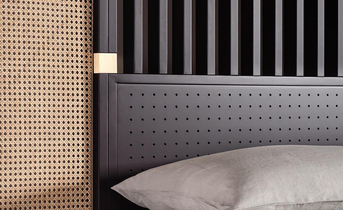 Кровать от фабрики Gebrüder Thonet Vienna GmbH (GTV) – Wiener GTV Design модель Ottow 