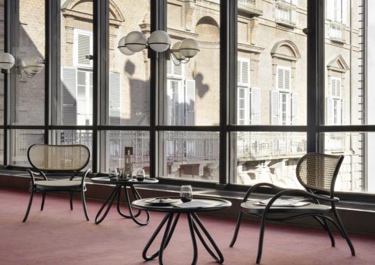 Кресло для отдыха от фабрики Gebrüder Thonet Vienna GmbH (GTV) – Wiener GTV Design модель Lehnstuhl 
