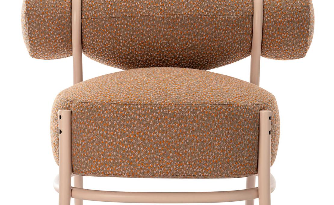 Кресло для отдыха от фабрики Gebrüder Thonet Vienna GmbH (GTV) – Wiener GTV Design модель Chignon Accent Lounge Chair 