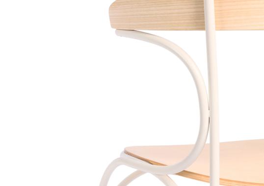 Стул от фабрики Gebrüder Thonet Vienna GmbH (GTV) – Wiener GTV Design модель Ample Natural 