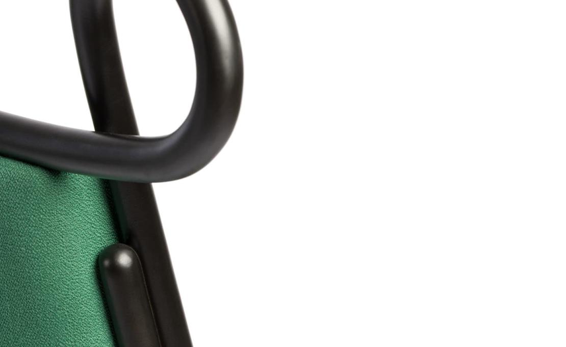 Кресло для отдыха от фабрики Gebrüder Thonet Vienna GmbH (GTV) – Wiener GTV Design модель Mickey Green Lounge Chair 