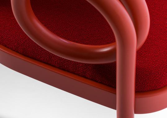 Стул от фабрики Gebrüder Thonet Vienna GmbH (GTV) – Wiener GTV Design модель Loop Red 
