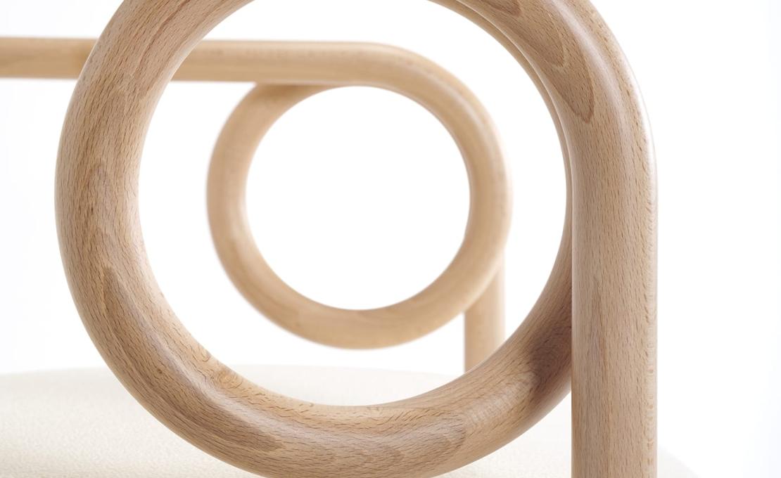 Стул от фабрики Gebrüder Thonet Vienna GmbH (GTV) – Wiener GTV Design модель Loop White 