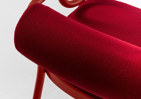 Стул от фабрики Gebrüder Thonet Vienna GmbH (GTV) – Wiener GTV Design модель Loop Red 