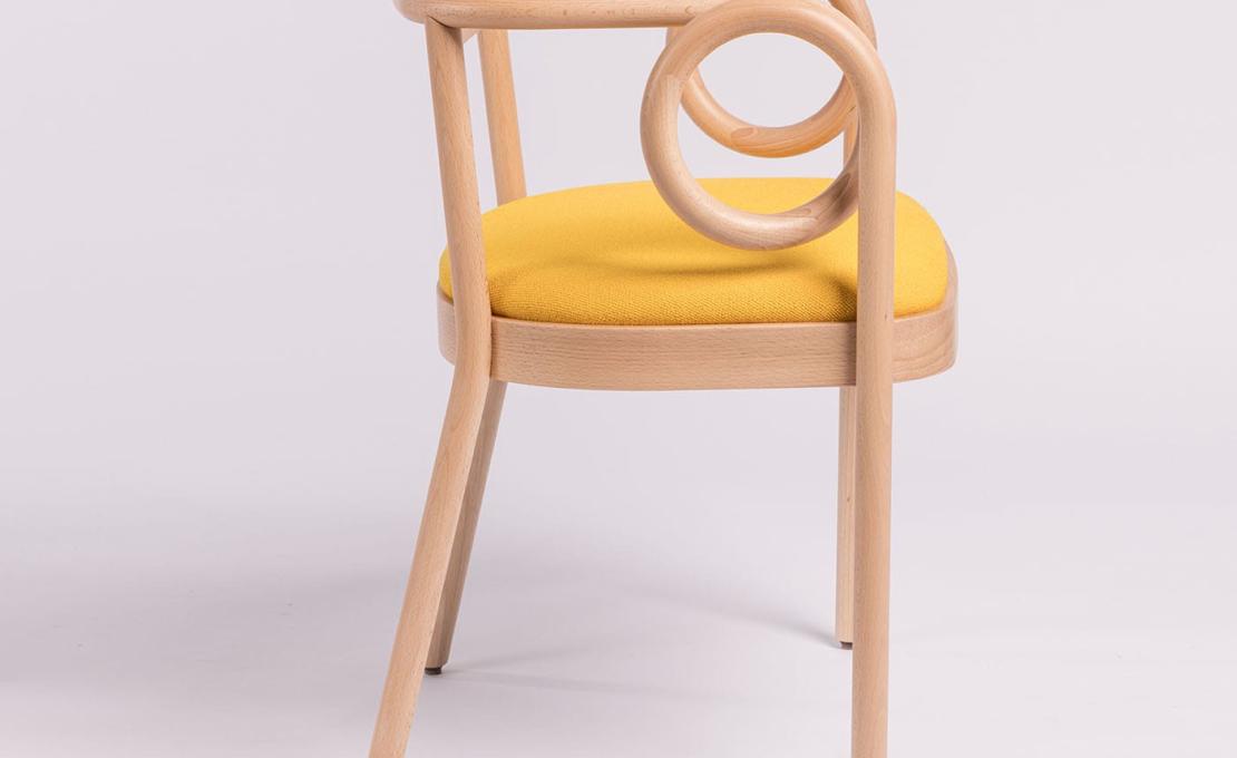 Стул от фабрики Gebrüder Thonet Vienna GmbH (GTV) – Wiener GTV Design модель Loop 