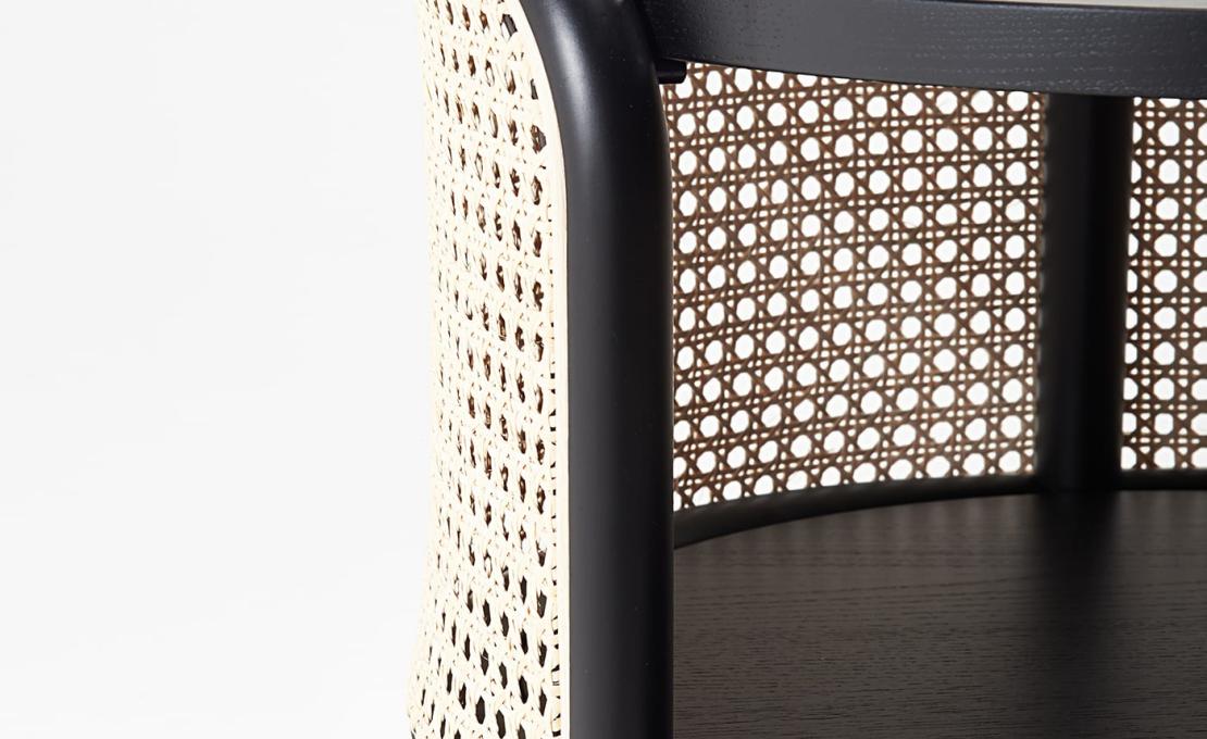 Журнальный столик от фабрики Gebrüder Thonet Vienna GmbH (GTV) – Wiener GTV Design модель MOS 