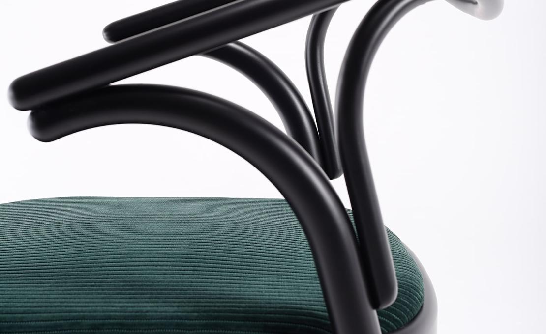 Стул от фабрики Gebrüder Thonet Vienna GmbH (GTV) – Wiener GTV Design модель BEAULIEU 
