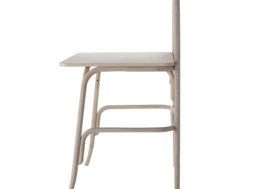 Стол письменный от фабрики Gebrüder Thonet Vienna GmbH (GTV) – Wiener GTV Design модель «Аллегория»