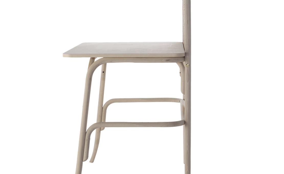 Стол письменный от фабрики Gebrüder Thonet Vienna GmbH (GTV) – Wiener GTV Design модель «Аллегория»