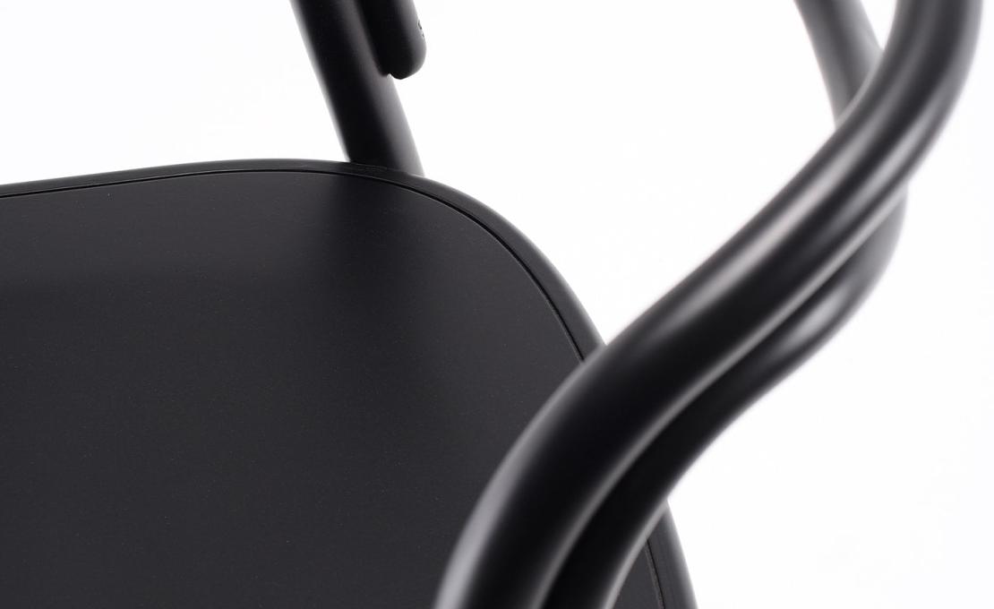 Стул от фабрики Gebrüder Thonet Vienna GmbH (GTV) – Wiener GTV Design модель BEAULIEU 