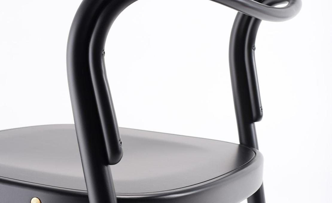 Стул от фабрики Gebrüder Thonet Vienna GmbH (GTV) – Wiener GTV Design модель BEAULIEU 