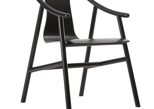 Стул от фабрики Gebrüder Thonet Vienna GmbH (GTV) – Wiener GTV Design модель Magistretti 03 01 