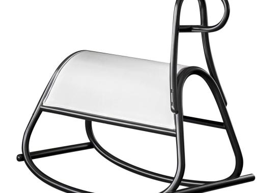 Кресло для отдыха от фабрики Gebrüder Thonet Vienna GmbH (GTV) – Wiener GTV Design модель Furia White Hobbyhorse 