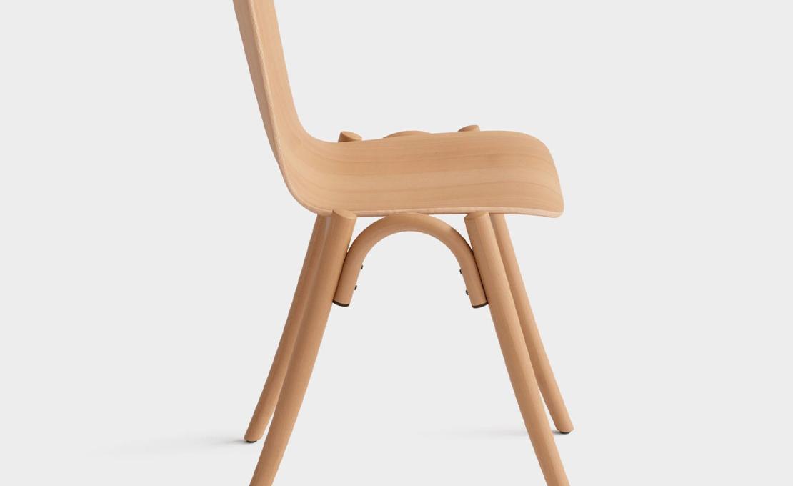 Стул от фабрики Gebrüder Thonet Vienna GmbH (GTV) – Wiener GTV Design модель You Wood 
