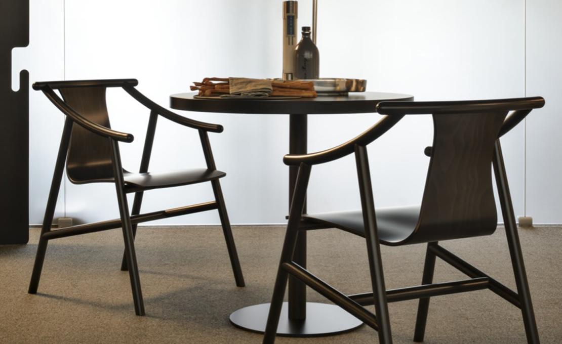 Стул от фабрики Gebrüder Thonet Vienna GmbH (GTV) – Wiener GTV Design модель Magistretti 03 01 