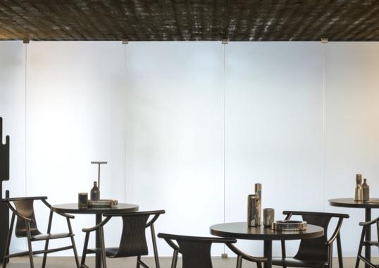 Стул от фабрики Gebrüder Thonet Vienna GmbH (GTV) – Wiener GTV Design модель Magistretti 03 01 