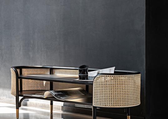 Банкетка от фабрики Gebrüder Thonet Vienna GmbH (GTV) – Wiener GTV Design модель Mos Bench 