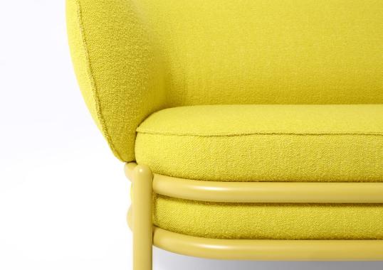 Диван от фабрики Gebrüder Thonet Vienna GmbH (GTV) – Wiener GTV Design модель Luftballon Yellow Sofa 200