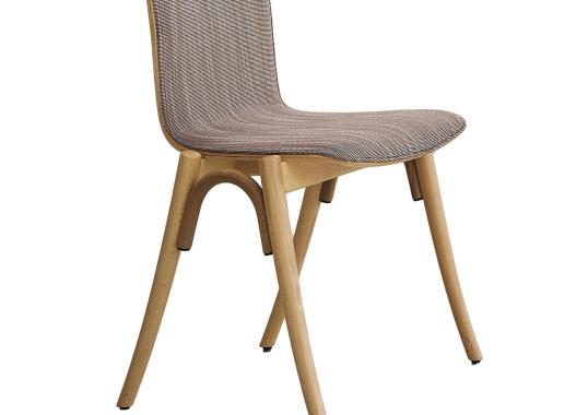 Стул от фабрики Gebrüder Thonet Vienna GmbH (GTV) – Wiener GTV Design модель You Chair 