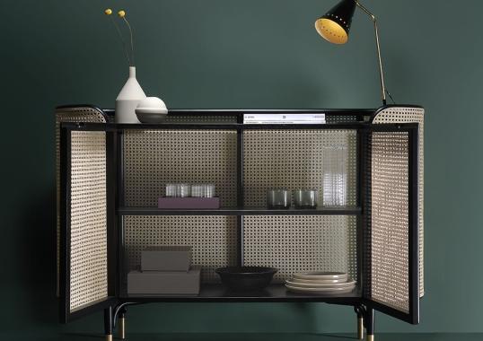 Шкаф от фабрики Gebrüder Thonet Vienna GmbH (GTV) – Wiener GTV Design модель MOS Cabinet 