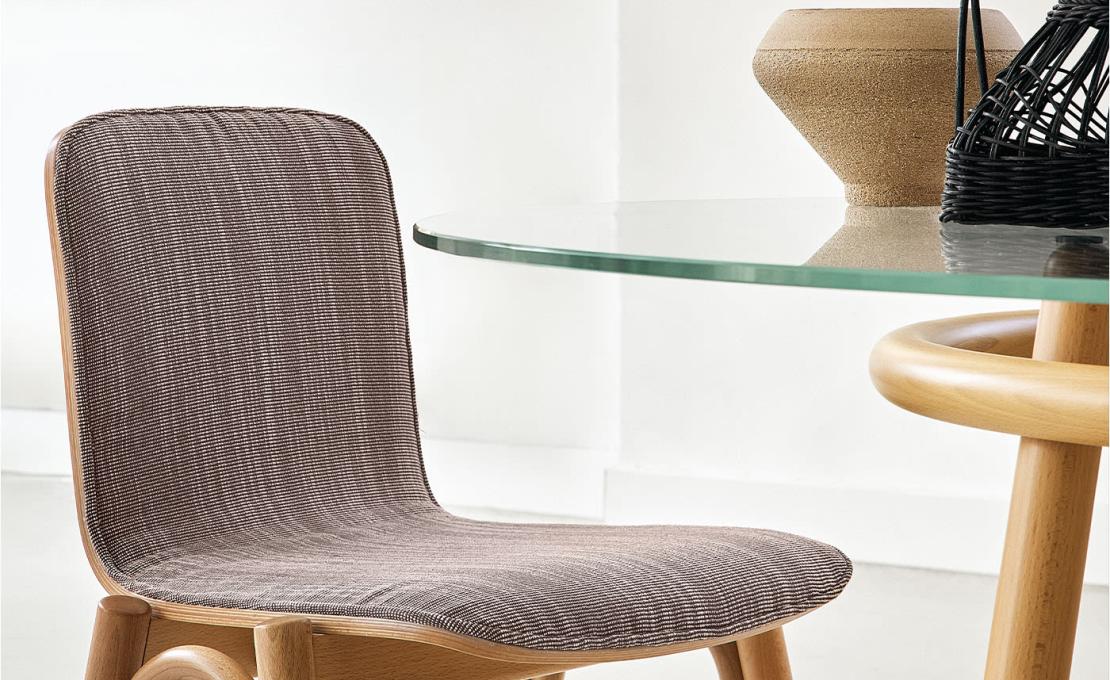 Стул от фабрики Gebrüder Thonet Vienna GmbH (GTV) – Wiener GTV Design модель You Chair 