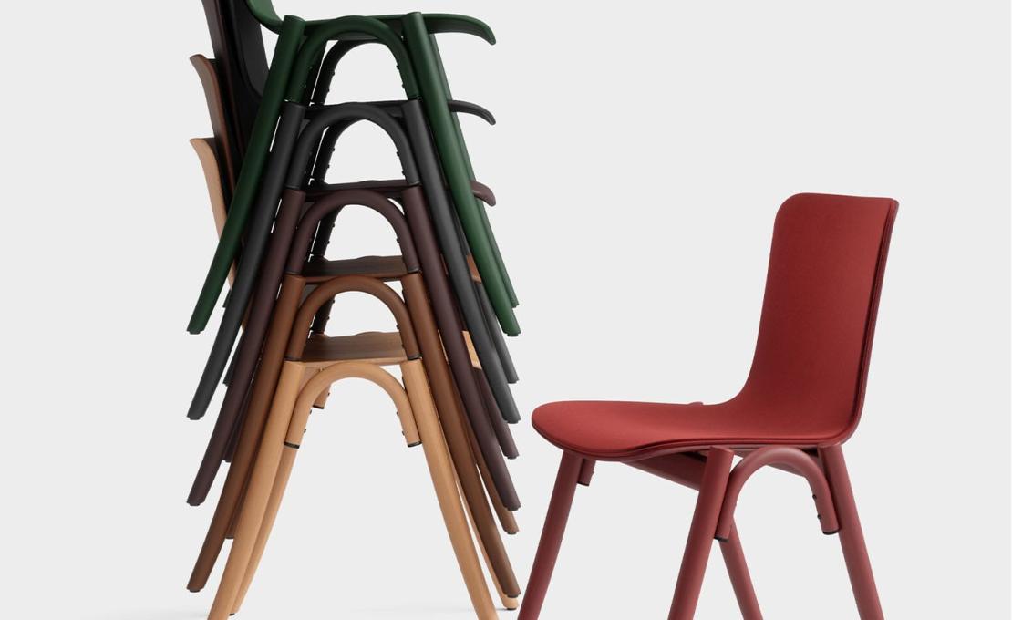 Стул от фабрики Gebrüder Thonet Vienna GmbH (GTV) – Wiener GTV Design модель You Red Chair 