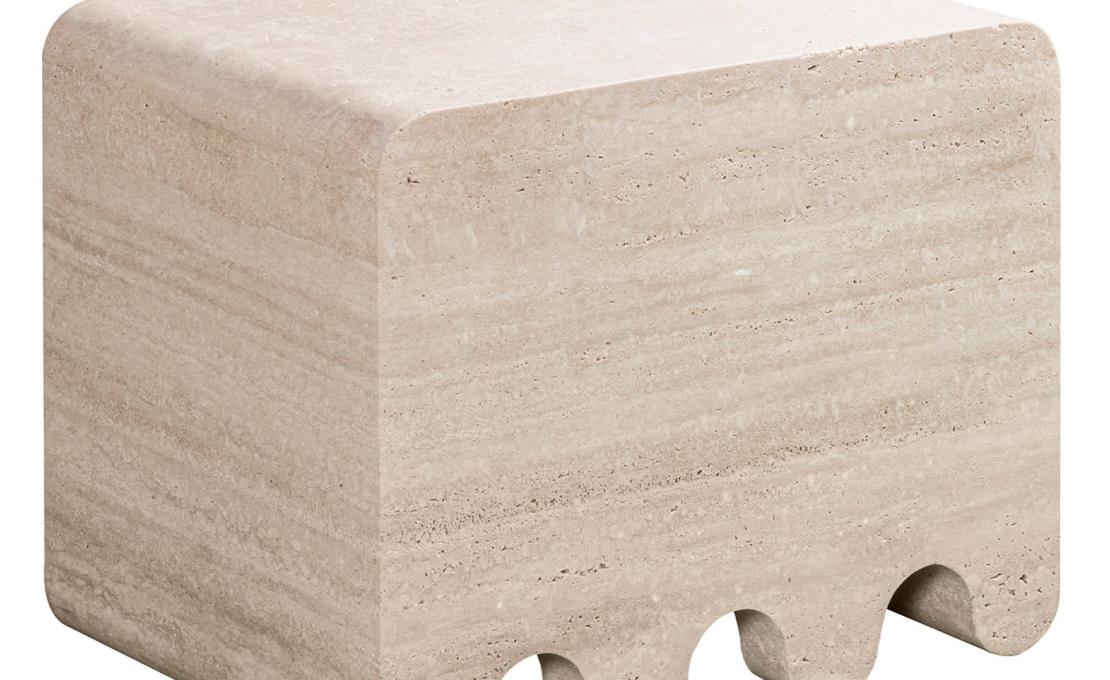 Барные стулья от фабрики Giobagnara модель Ossicle White Travertine