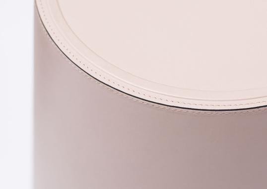 Барные стулья от фабрики Giobagnara модель Binity Pink