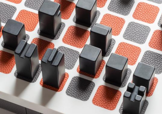 Настольная игра от фабрики Giobagnara модель Delos Corian®