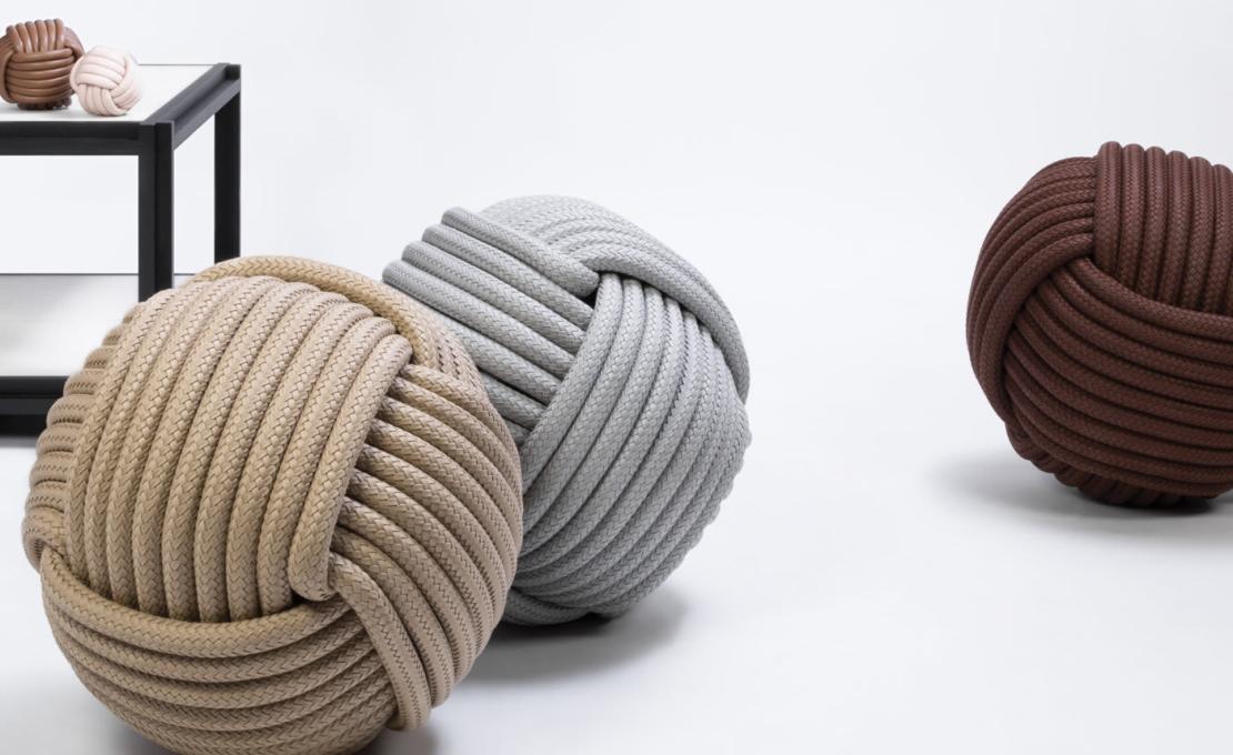 Пуфы от фабрики Giobagnara модель Nodo Cotton Pouf