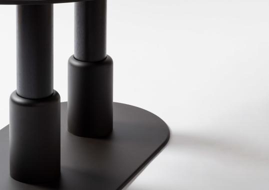 Стол обеденный от фабрики Giobagnara модель Lluis Table Oval N°2