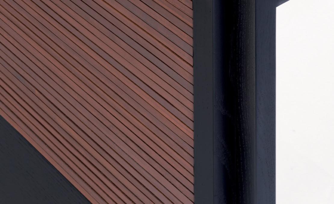 Консоль от фабрики Giobagnara модель Structura Crisscross Console