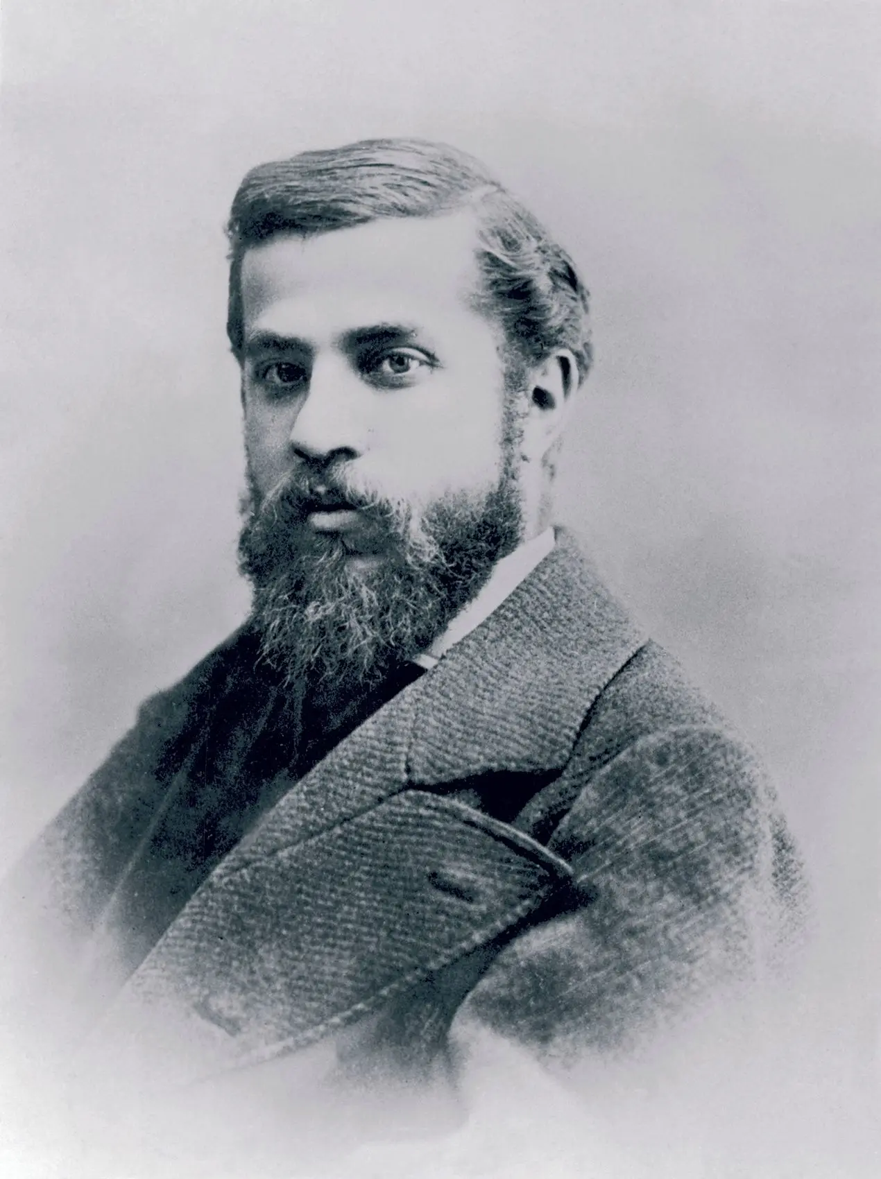 Антонио Гауди (Antoni Gaudí) vs Barcelona Design