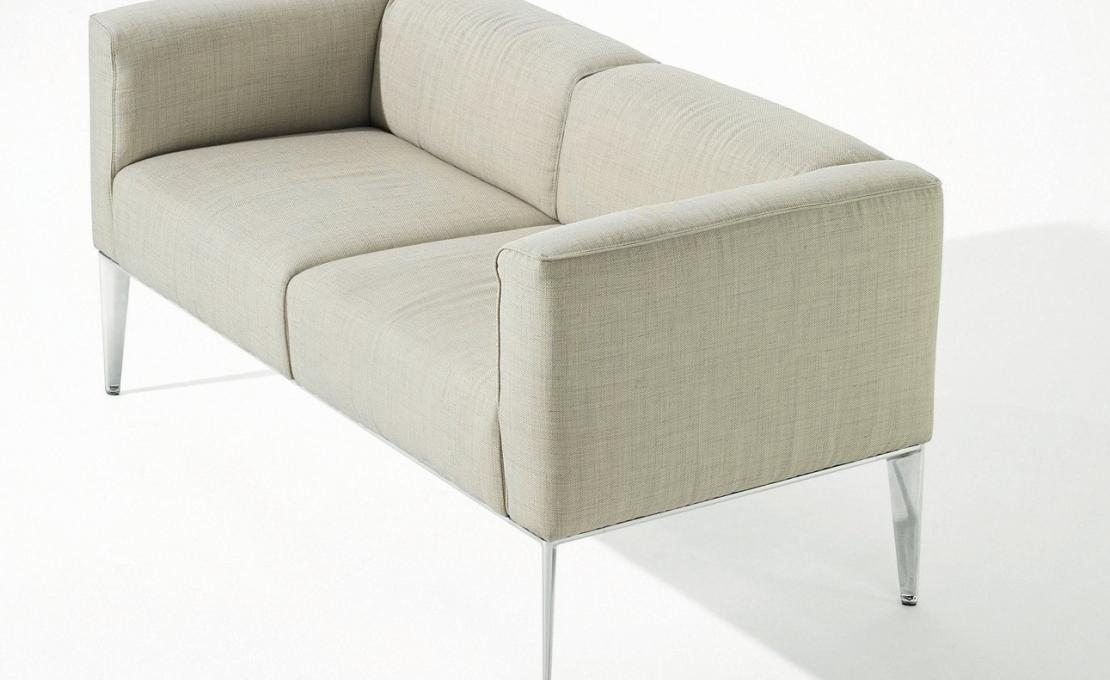 Диван от фабрики Arper модель Sean Sofa