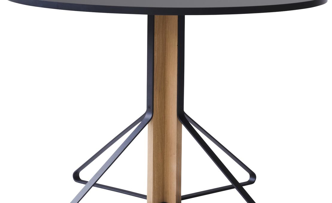 Стол от фабрики Artek модель KAARI ROUND TABLE