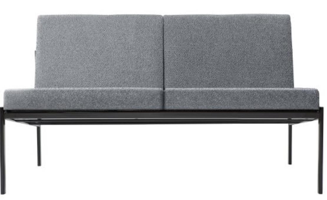 Диван от фабрики Artek модель 284 00