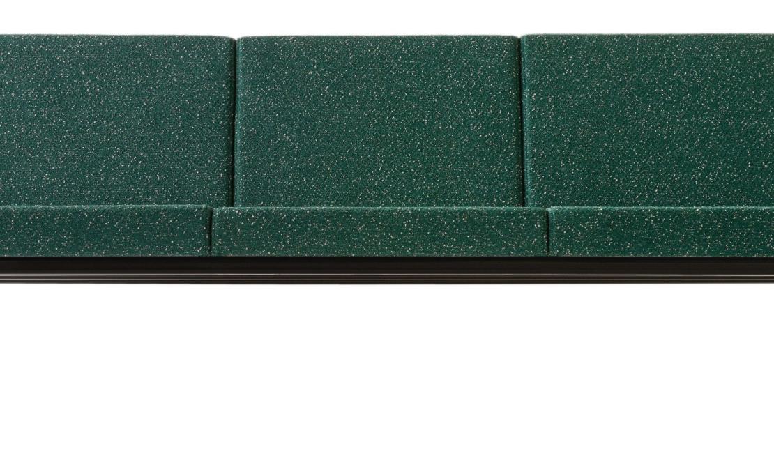 Диван от фабрики Artek модель 284 00
